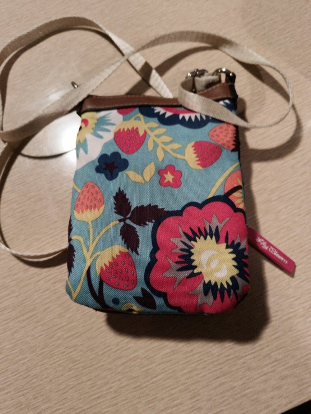 Lily Bloom Women's Crossbody Bag Purse Floral Pattern Just Adorable! - Picture 7 of 8